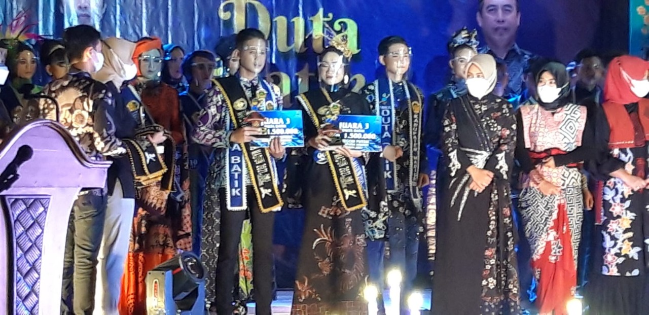 Peduli Budaya..Juara 3 Duta Batik Kabupaten Madiun